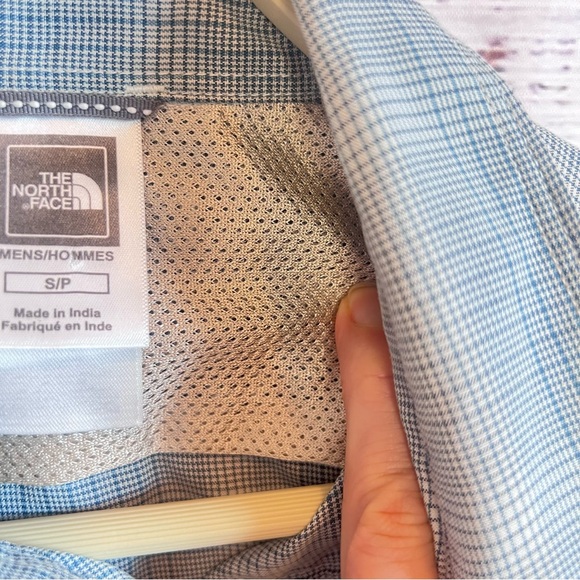 THE NORTH FACE MENS SHORT SLEEVE BUTTON DOWN PLAID SHIRT SIZE S - Picture 4 of 12